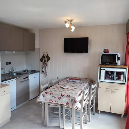 Coquet Studio De 4 Personnes Aux Carroz - Balcon Et Wifi Les Carroz d'Araches Buitenkant foto